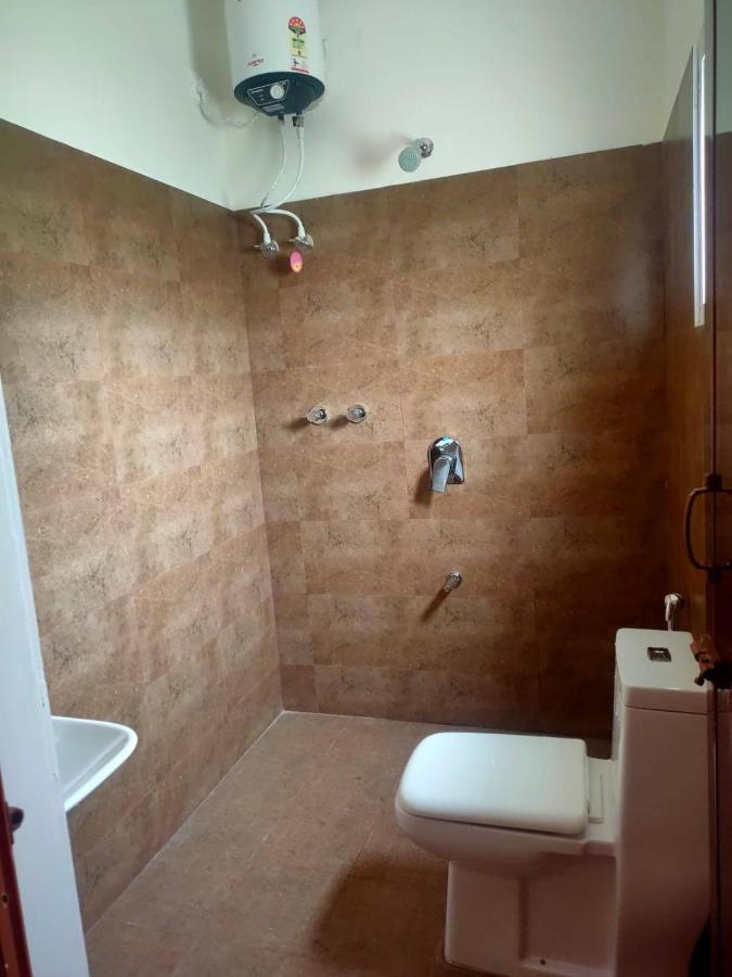 Empra Exotica Apartment Madikeri Luaran gambar